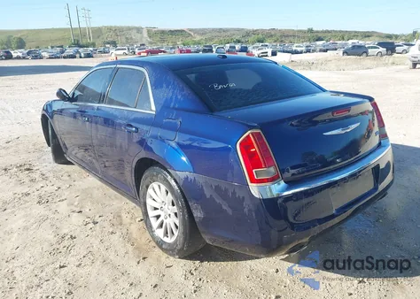 2014 Chrysler 300 z USA, uszkodzony, nr VIN 2C3CCAAG3EH382652